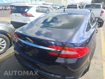 2015 Jaguar XF 2.0T Premium – miniatura 5