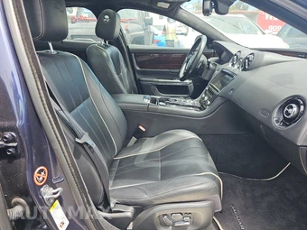 2015 Jaguar XJL Portfolio – miniatura 8