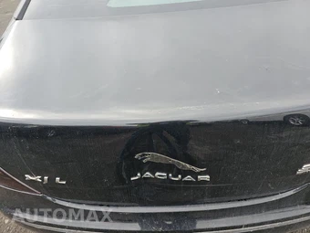 2015 Jaguar XJL Portfolio – miniatura 17