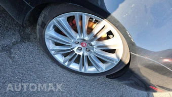2015 Jaguar XJL Portfolio – miniatura 22