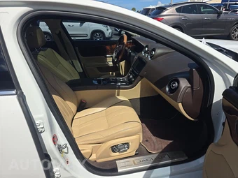 2015 Jaguar XJL Portfolio - miniatura 8