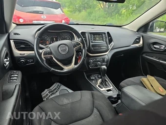 2015 Jeep Cherokee Altitude Edition - miniatura 14