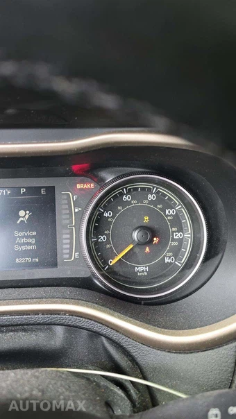 2015 Jeep Cherokee Altitude Edition - miniatura 22