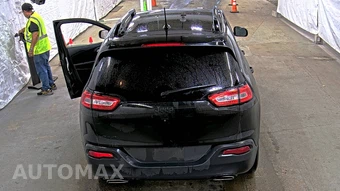 2015 Jeep Cherokee Altitude Edition - miniatura 5