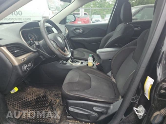 2015 Jeep Cherokee Altitude Edition - miniatura 7
