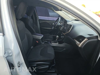 2015 Jeep Cherokee Latitude – miniatura 8