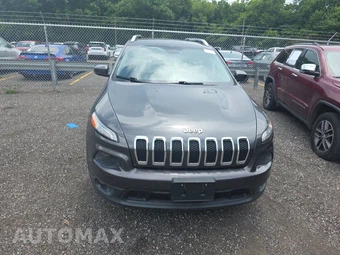 2015 Jeep Cherokee Latitude – miniatura 2
