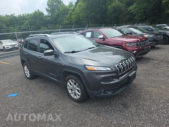 2015 Jeep Cherokee Latitude – miniatura 3