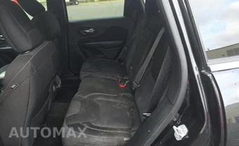 2015 Jeep Cherokee Latitude - miniatura 11