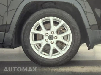 2015 Jeep Cherokee Latitude - miniatura 22