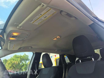 2015 Jeep Cherokee Latitude - miniatura 11