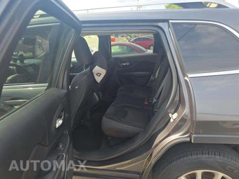 2015 Jeep Cherokee Latitude - miniatura 13
