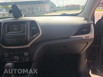 2015 Jeep Cherokee Latitude - miniatura 19