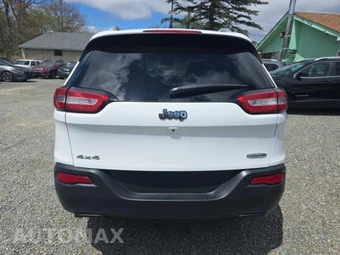 2015 Jeep Cherokee Latitude - miniatura 13