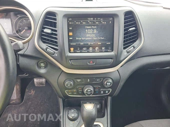 2015 Jeep Cherokee Latitude – miniatura 10