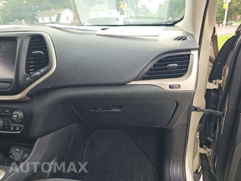 2015 Jeep Cherokee Latitude – miniatura 19