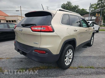 2015 Jeep Cherokee Latitude – miniatura 3