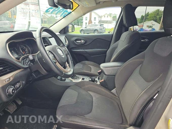 2015 Jeep Cherokee Latitude – miniatura 6