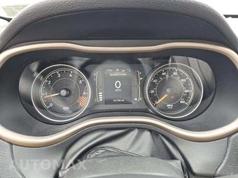 2015 Jeep Cherokee Latitude – miniatura 9
