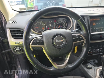 2015 Jeep Cherokee Latitude – miniatura 10