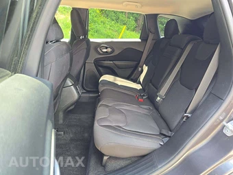 2015 Jeep Cherokee Latitude – miniatura 10