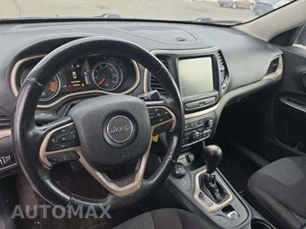 2015 Jeep Cherokee Latitude - miniatura 10