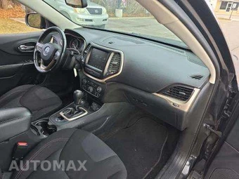 2015 Jeep Cherokee Latitude - miniatura 19
