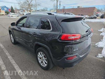 2015 Jeep Cherokee Latitude - miniatura 2