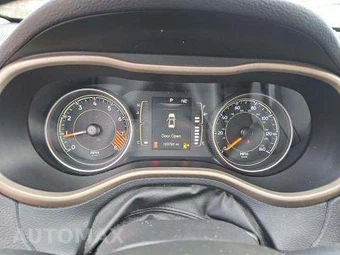 2015 Jeep Cherokee Latitude - miniatura 9