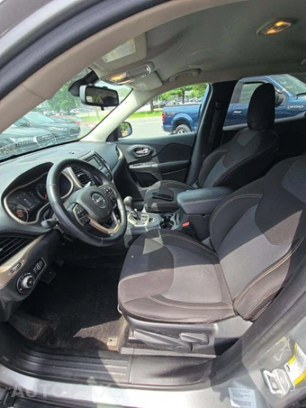 2015 Jeep Cherokee Latitude – miniatura 6