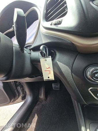 2015 Jeep Cherokee Latitude – miniatura 8