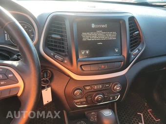 2015 Jeep Cherokee Latitude - miniatura 11