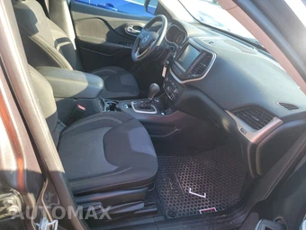 2015 Jeep Cherokee Latitude - miniatura 8