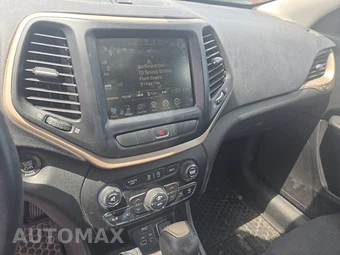 2015 Jeep Cherokee Latitude – miniatura 11