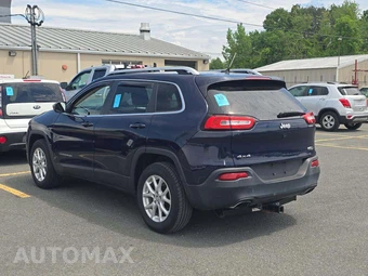 2015 Jeep Cherokee Latitude – miniatura 2