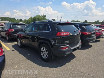 2015 Jeep Cherokee Latitude – miniatura 2
