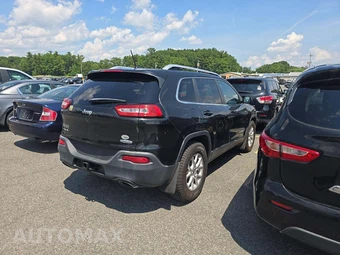 2015 Jeep Cherokee Latitude – miniatura 3