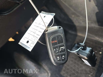 2015 Jeep Cherokee Latitude – miniatura 8