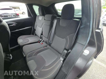 2015 Jeep Cherokee Latitude - miniatura 10