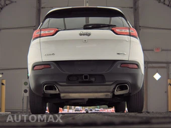 2015 Jeep Cherokee Latitude - miniatura 10