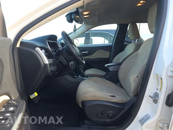2015 Jeep Cherokee Latitude - miniatura 13