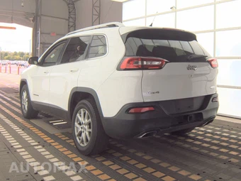 2015 Jeep Cherokee Latitude - miniatura 6