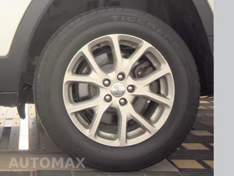 2015 Jeep Cherokee Latitude - miniatura 7