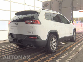 2015 Jeep Cherokee Latitude - miniatura 9