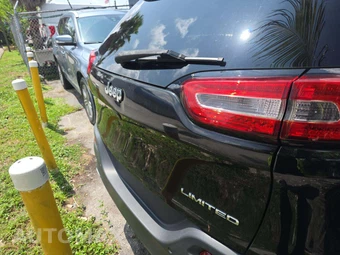 2015 Jeep Cherokee Limited - miniatura 26