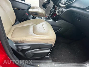 2015 Jeep Cherokee Limited – miniatura 14