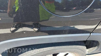2015 Jeep Cherokee Limited – miniatura 23