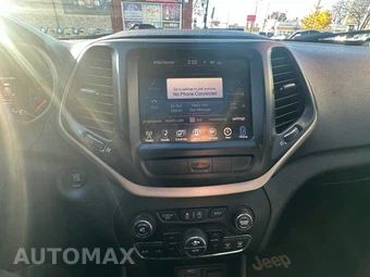 2015 Jeep Cherokee Limited – miniatura 18