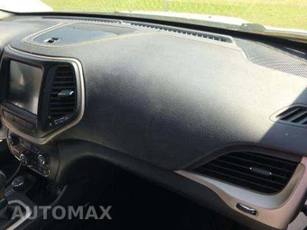2015 Jeep Cherokee Limited – miniatura 18