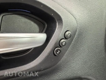 2015 Jeep Cherokee Limited - miniatura 37
